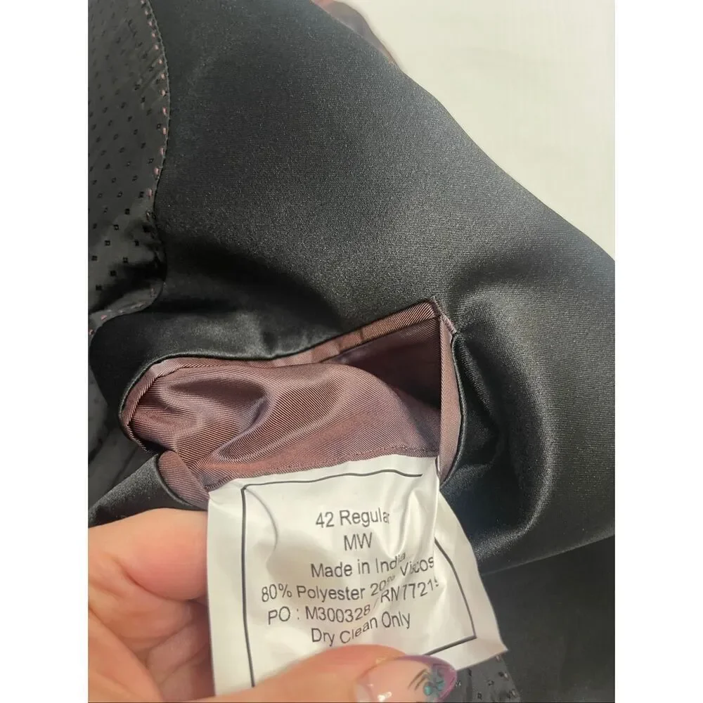 NWT Egara Men’s Black Plum Slim Fit Tuxedo Blazer Size 42R New